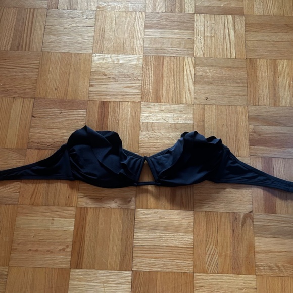 Garage Black Ruffled Strapless Bikini Top - Picture 2 of 2